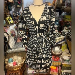 ✨SOLD✨ DVF Love is Life Wrap Dress